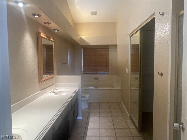 Building Photo - 604 Cody Pass