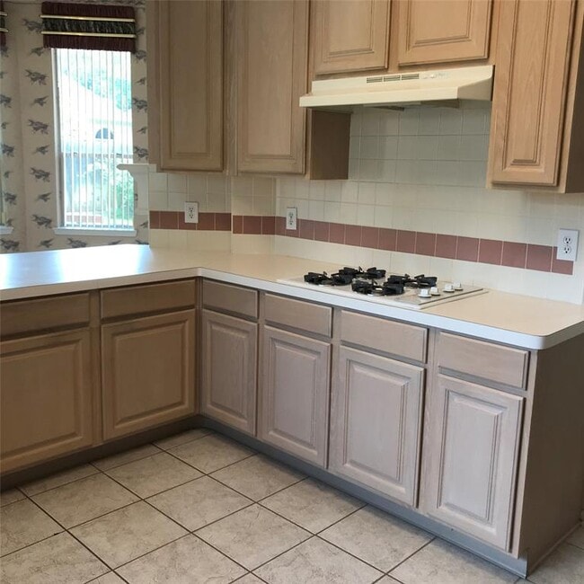 Building Photo - 2727 Gregway Ln