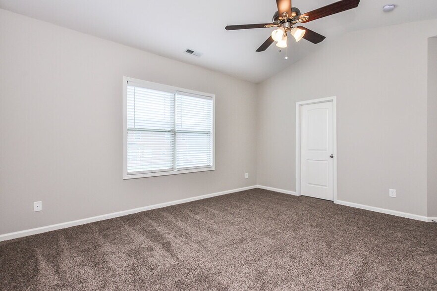 Building Photo - 4134 White Kestrel Dr