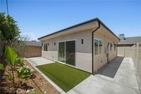 Building Photo - 10053 Amestoy Ave