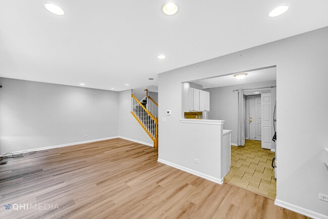 Building Photo - 2492 Stoughton Cir