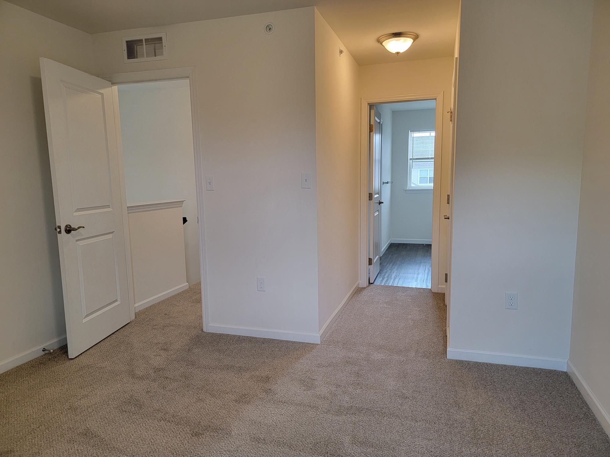 Building Photo - 30 Rollins Ln