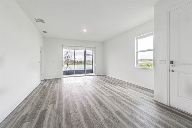 Building Photo - 31423 Paper Birch St