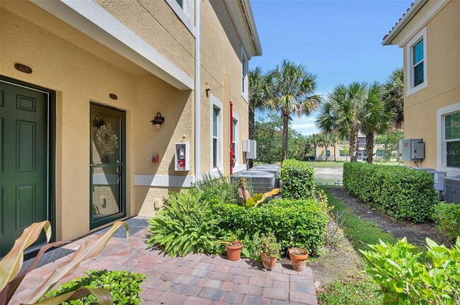 Building Photo - 4214 Frontier Ln