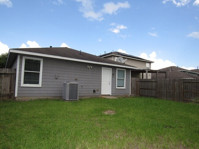 Building Photo - 17358 Wigeon Way Dr