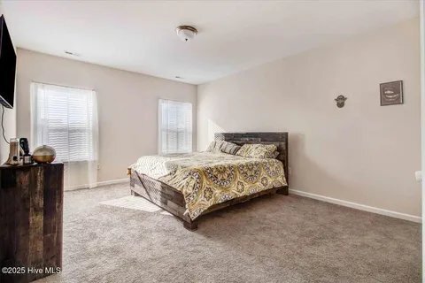 Building Photo - 311 Settlers Pointe Dr