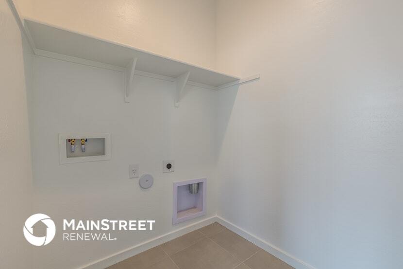 Building Photo - 3786 E Sandoval Dr