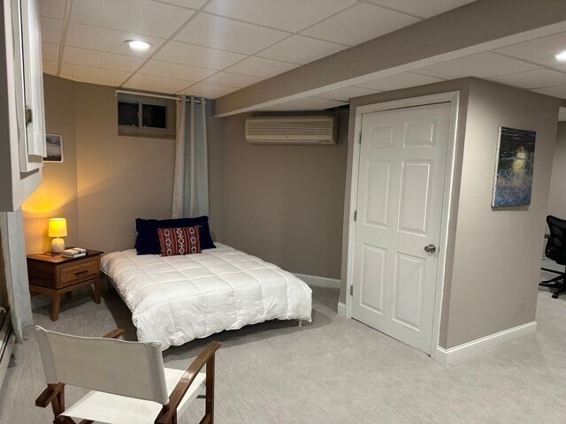 Building Photo - 51 Rangeley Rd