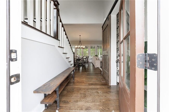 Building Photo - 1000 Loliver Ln