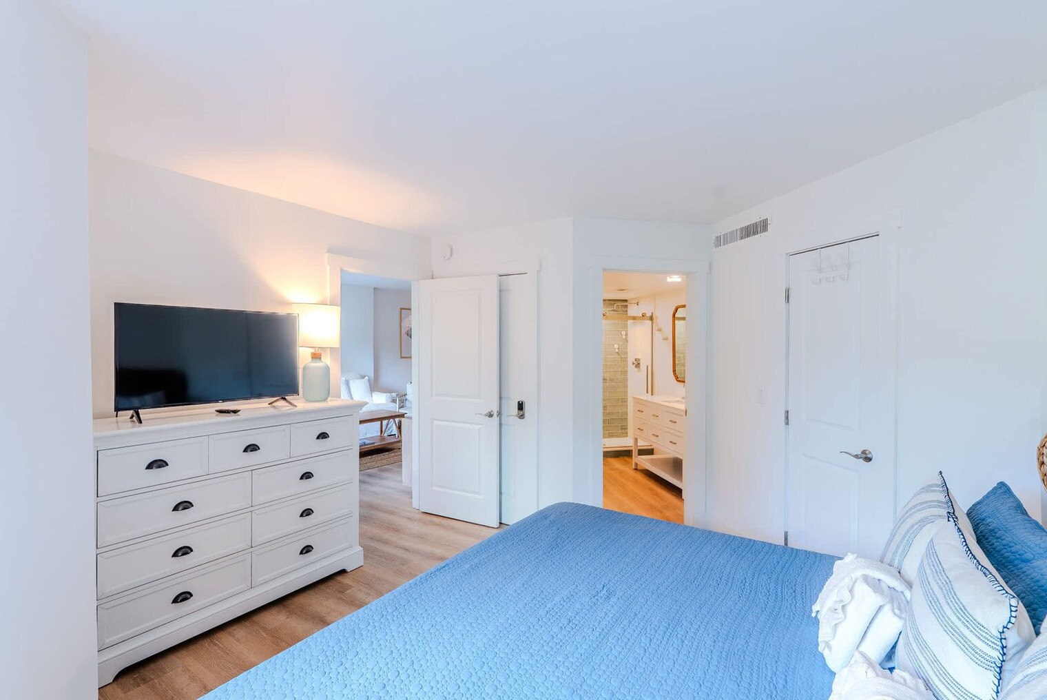 Building Photo - 10 Lemoyne Ave