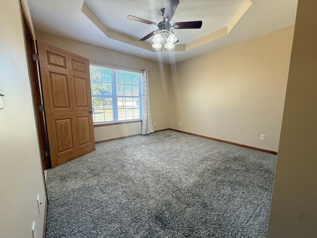 Building Photo - Beautiful 2 Bed, 2 Bath Luxury Condo - May Promo -Apply Today!