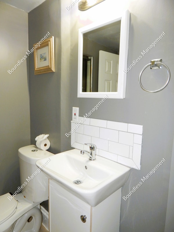 Building Photo - 522 Morgan St NE