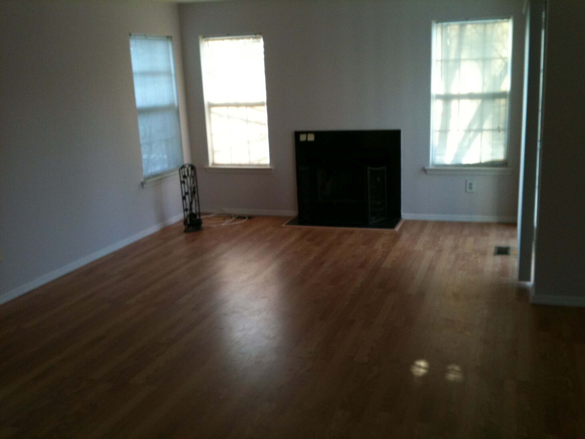 Building Photo - 424 Lackland Ave