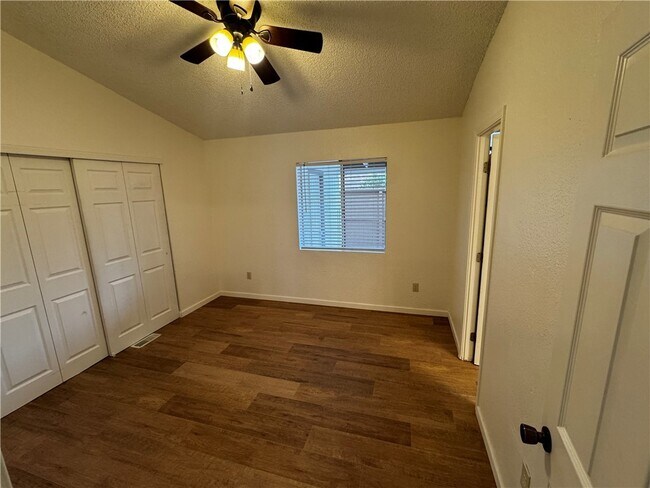 Building Photo - 1103 Copper Dr