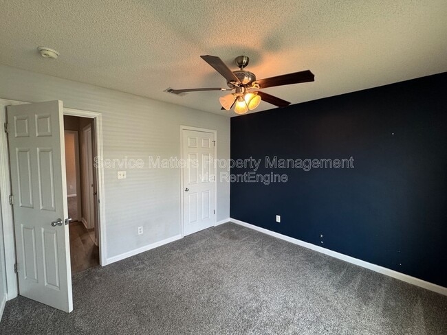 Building Photo - 5079 Cocoa Dr