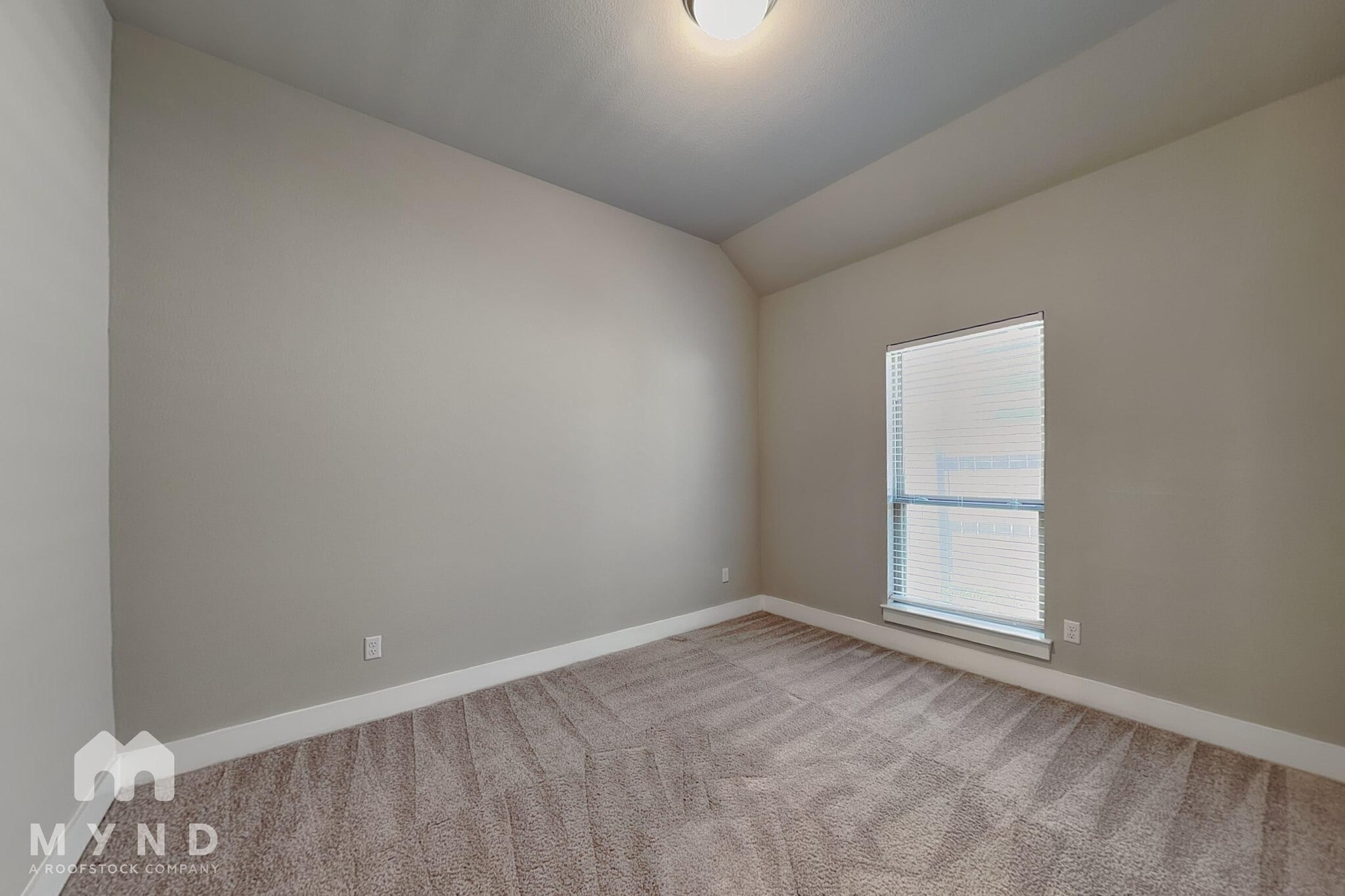 Building Photo - 152 Reagan Dr