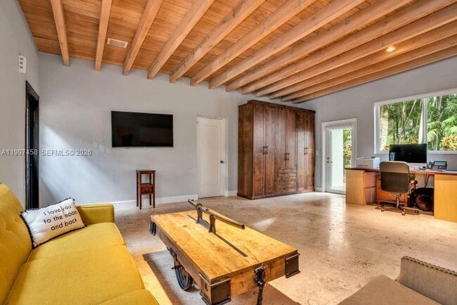 Building Photo - 7405 SW 79th Ct