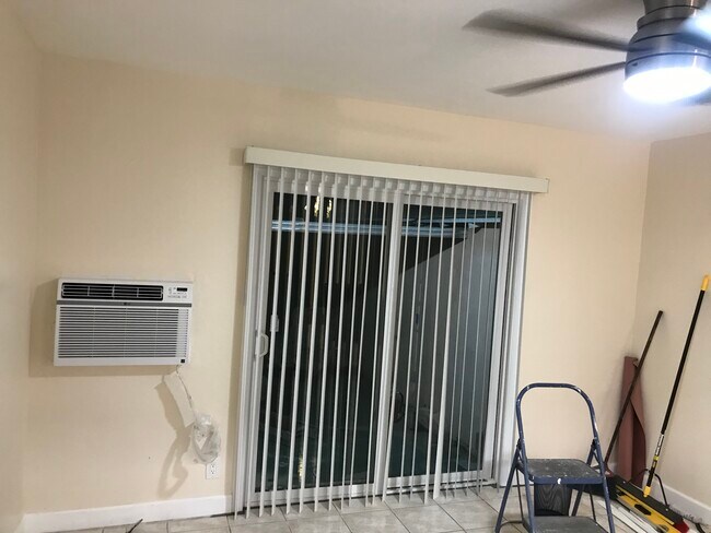 Building Photo - 3209 W 153rd St