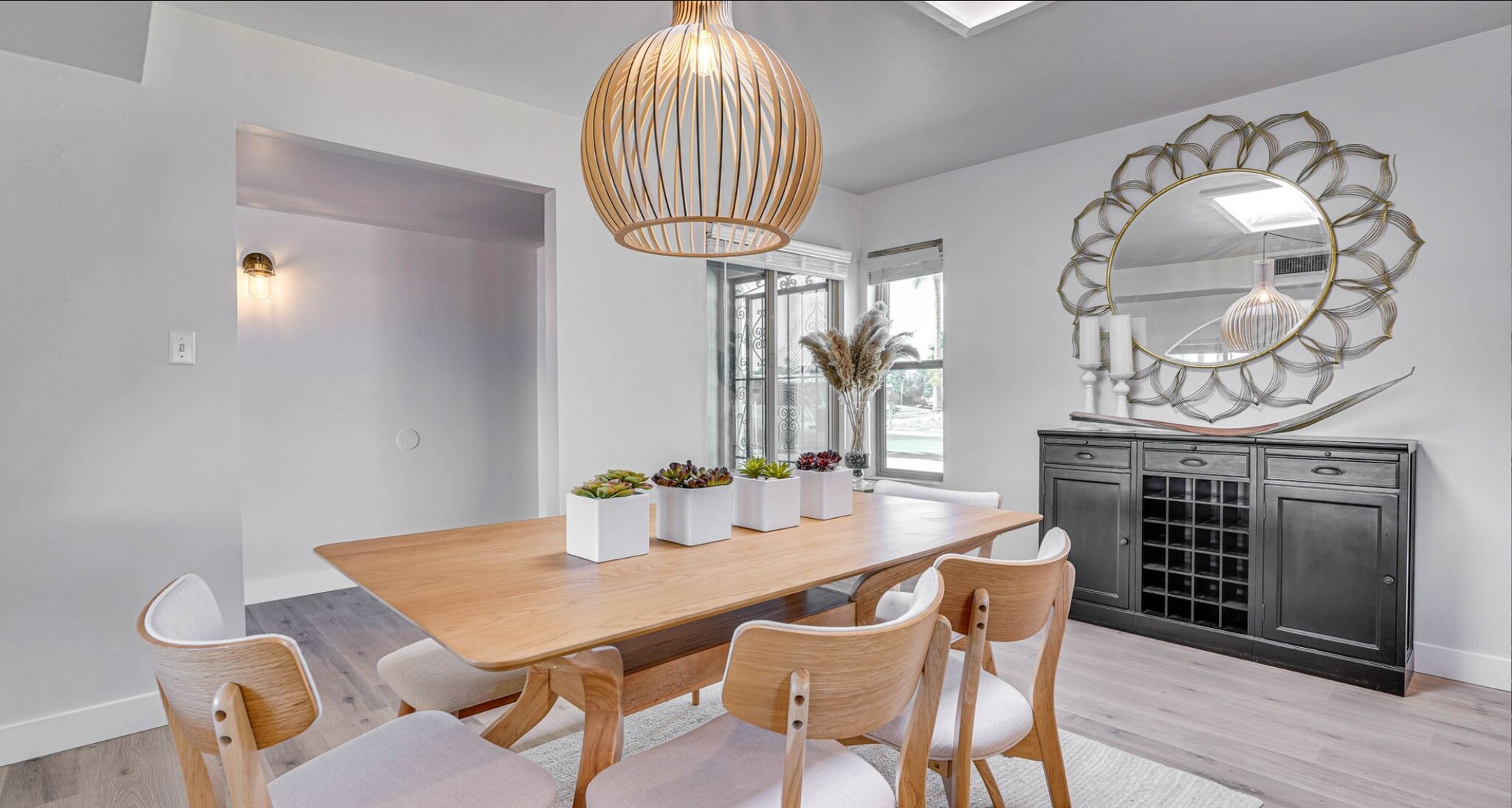 Dining Area - 2217 S Oak Park Dr