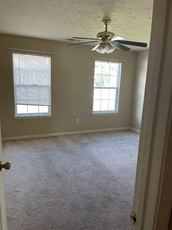 Building Photo - 3403 Montgomery Dr