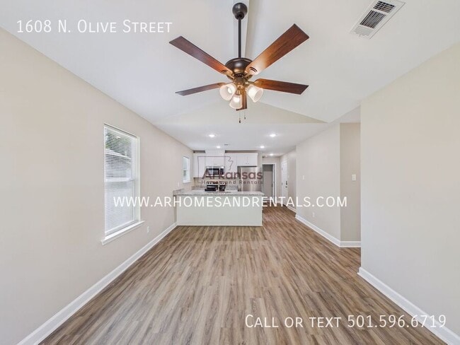Building Photo - 1608 N Olive St