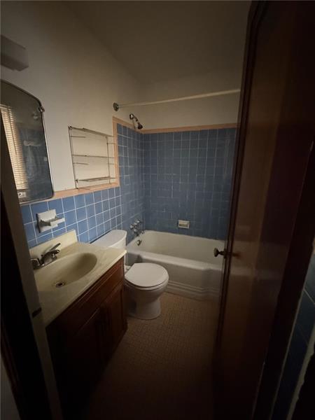 Building Photo - 5839 Darlington Rd