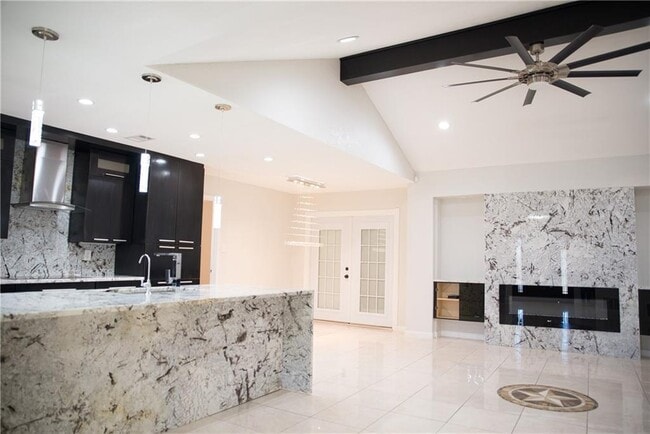Building Photo - 202 Spring Garden Dr