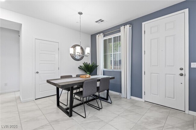 Building Photo - 965 Nevada State Dr