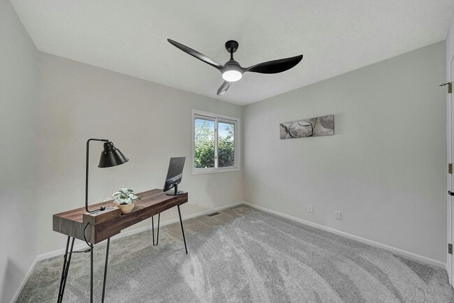 Building Photo - 5171 W Partridge Ln