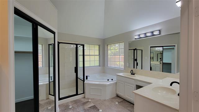Building Photo - 9726 Windy Hollow Dr