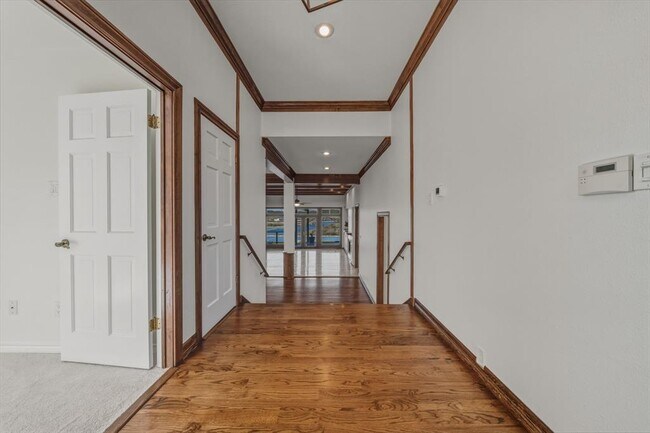 Building Photo - 5836 Westslope Dr