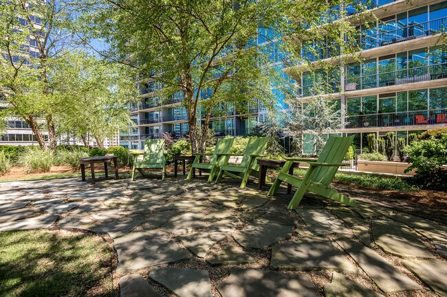 Building Photo - 1080 Peachtree St NE