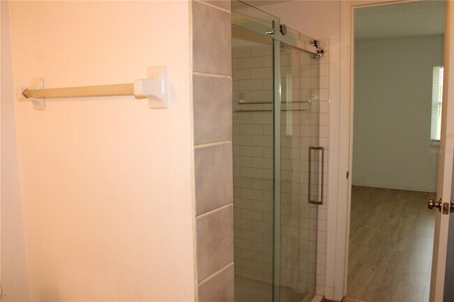 Building Photo - 4204 Heron Way