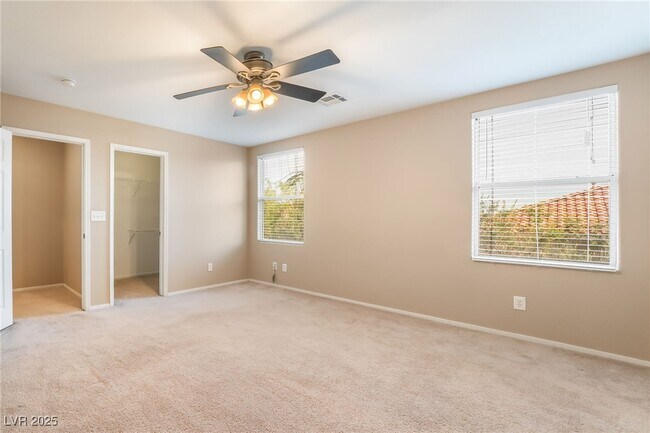 Building Photo - 896 Sheerwater Ave
