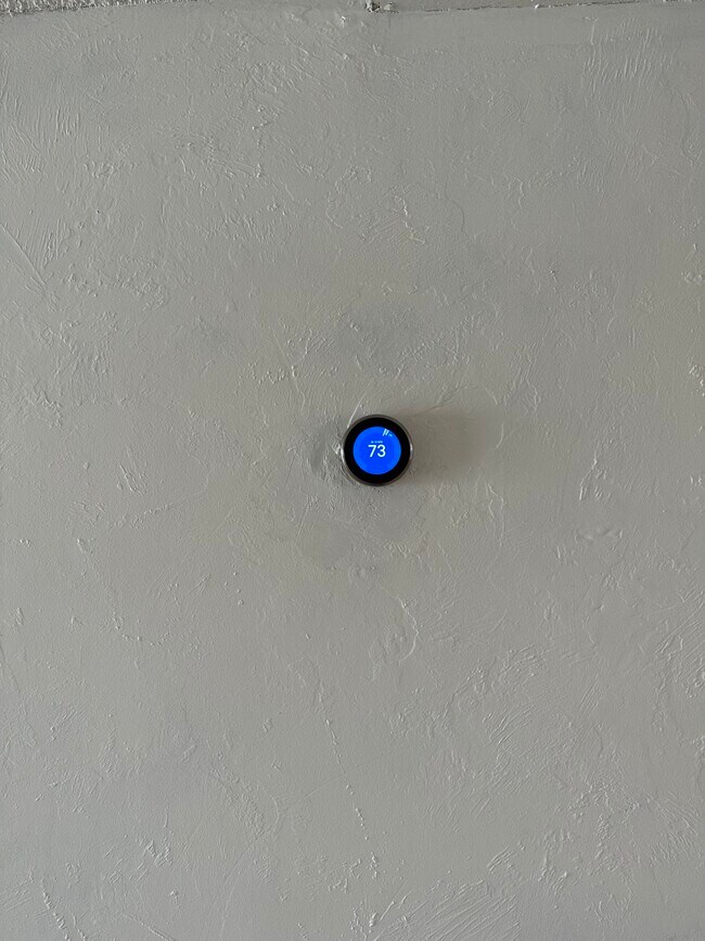 Nest Thermostat - 3916 SW 67th Way