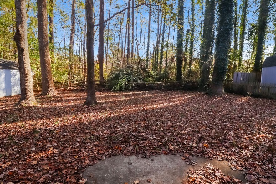 Building Photo - 3606 Briarthorne Dr