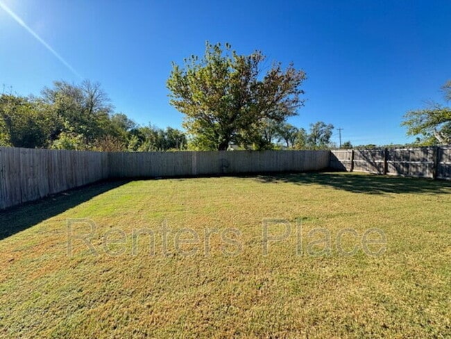 Building Photo - 16929 A S Memorial Dr