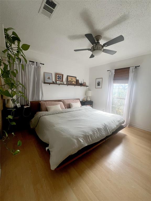 Building Photo - 204 Sheraton Ave