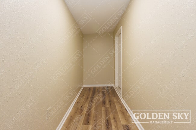 Building Photo - 1611 S Gharkey St