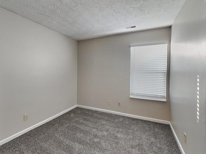 Building Photo - 703 Muirfield Dr