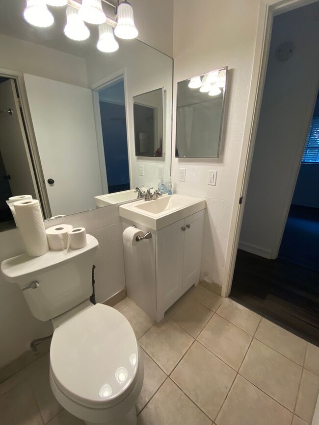 Building Photo - Nice 2 bed/1.5 bath in Kihei Villages