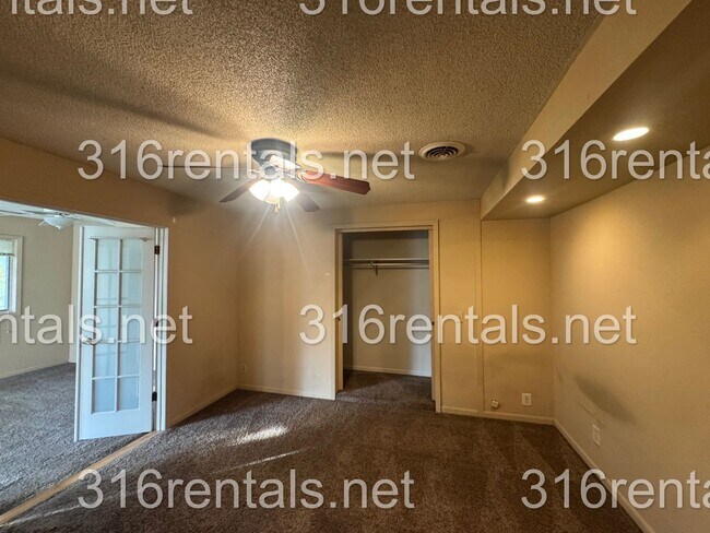 Building Photo - 110 Cherry Hills Ct