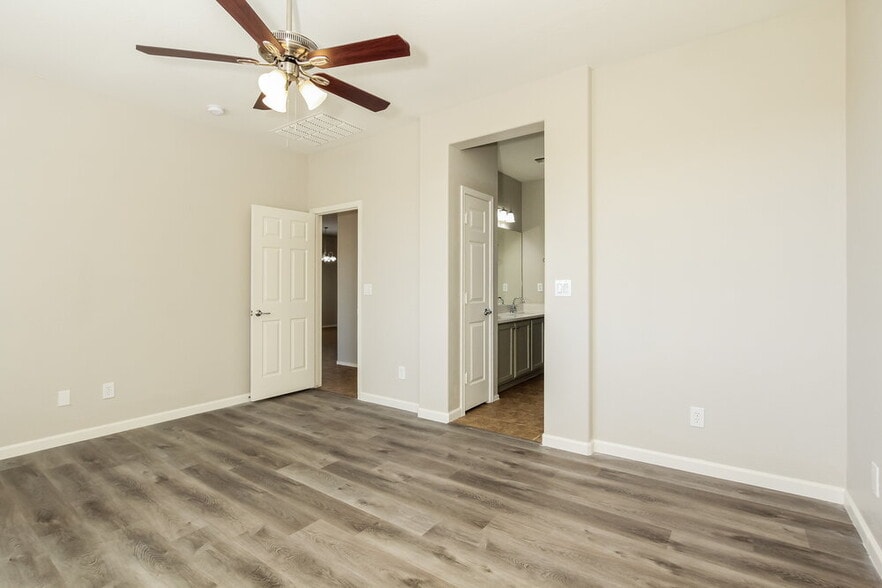 Building Photo - 3827 Adamanda Ct