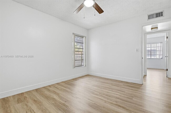 Building Photo - 3001 SW 2nd St