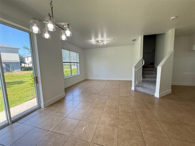 Building Photo - 6512 S Goldenrod Rd
