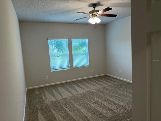 Building Photo - 19 Pine Crest Ln