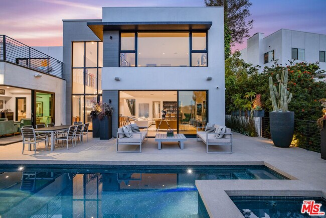 Building Photo - 1172 Linda Flora Dr