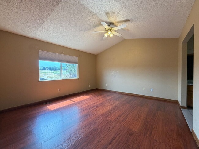 Building Photo - ~Available Now~  Beautiful Four Bedroom Home with Fireplace, Private Yard & Luxurious Primary Suite!