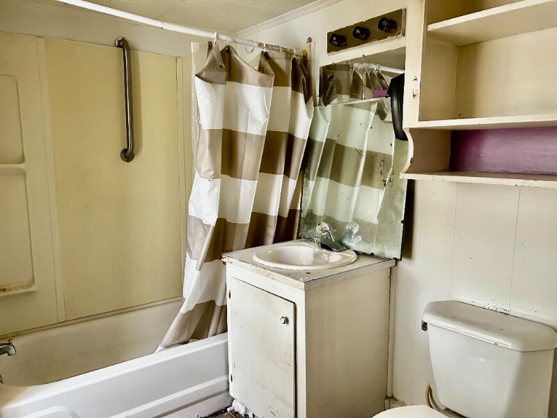 Building Photo - 107 N 4th St