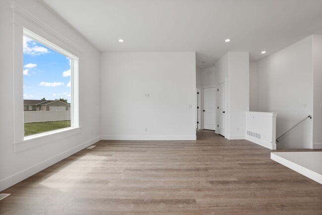Building Photo - Brand New Idaho Falls Twin Home | Move-In ...